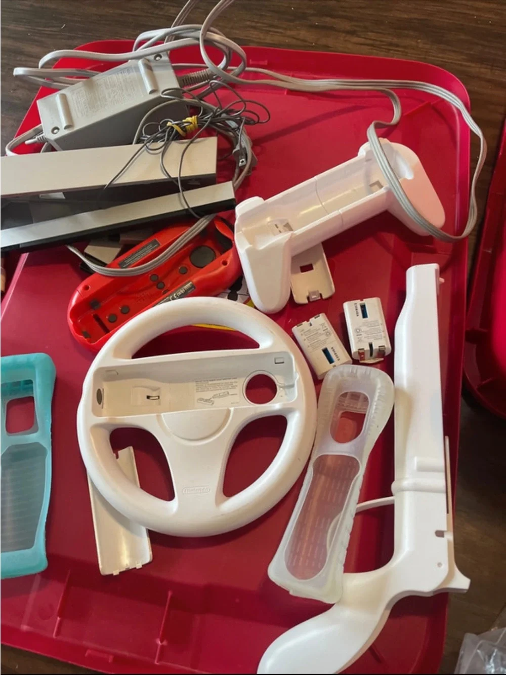 Nintendo Wii Console Bundle in White with Wii Fit Board